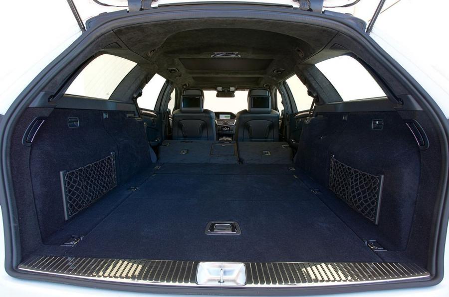  Mercedes-Benz E63 AMG Wagon 2012 года  (фото 6 из 43)